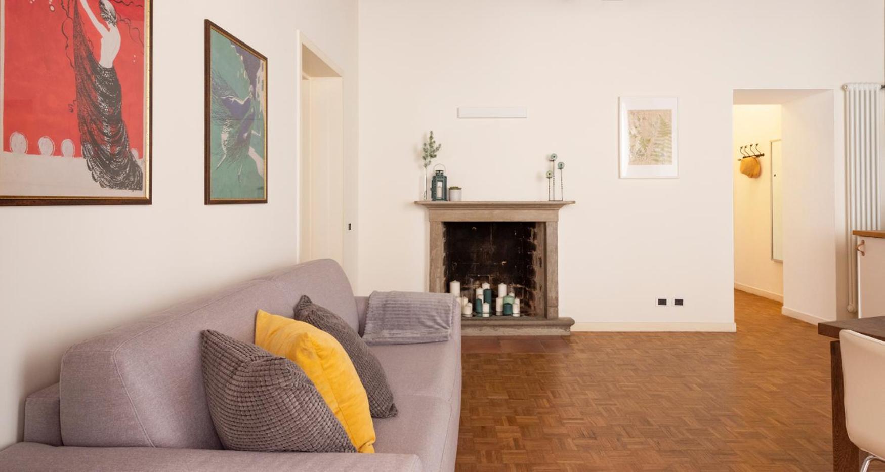 Charming Joivy Flat Next To Duomo Di โกโม ภายนอก รูปภาพ